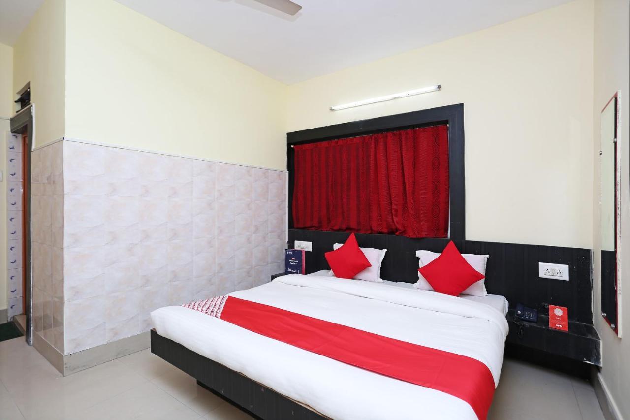 Oyo 5719 Hotel Jannat Palace Бхубанешвар Екстериор снимка